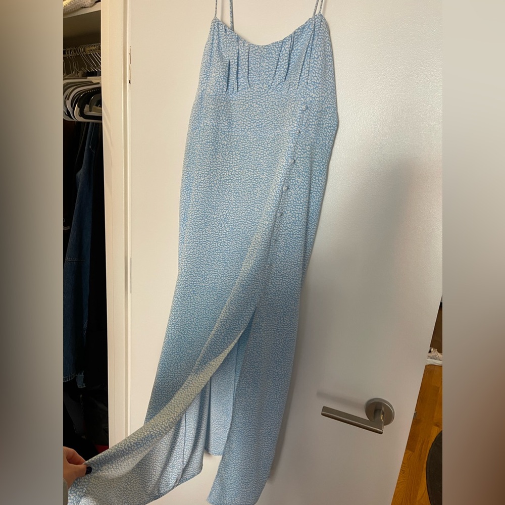 Zara baby blue animal print maxi. Zip back with tie. size Large